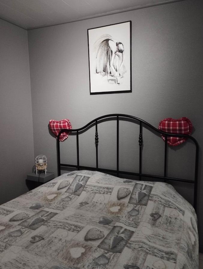 La chambre d Angeline Foy-Notre-Dame Extérieur photo